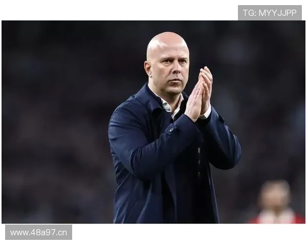 匈牙利主帅回应斯洛特言论:不该干涉我的工作 匈牙利主帅回应斯洛特言论:不该干涉我的工作